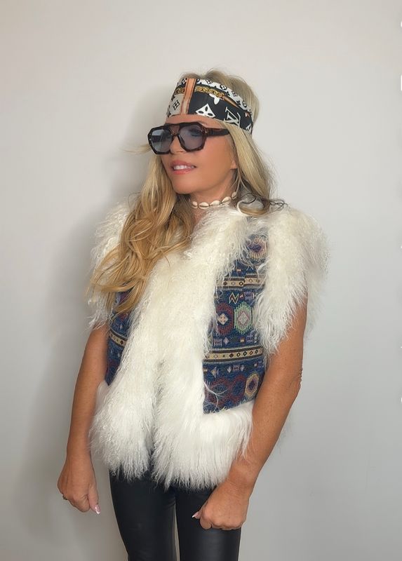 Jas Exclusive Mongolian Fur  Reversible Gilet ( white)