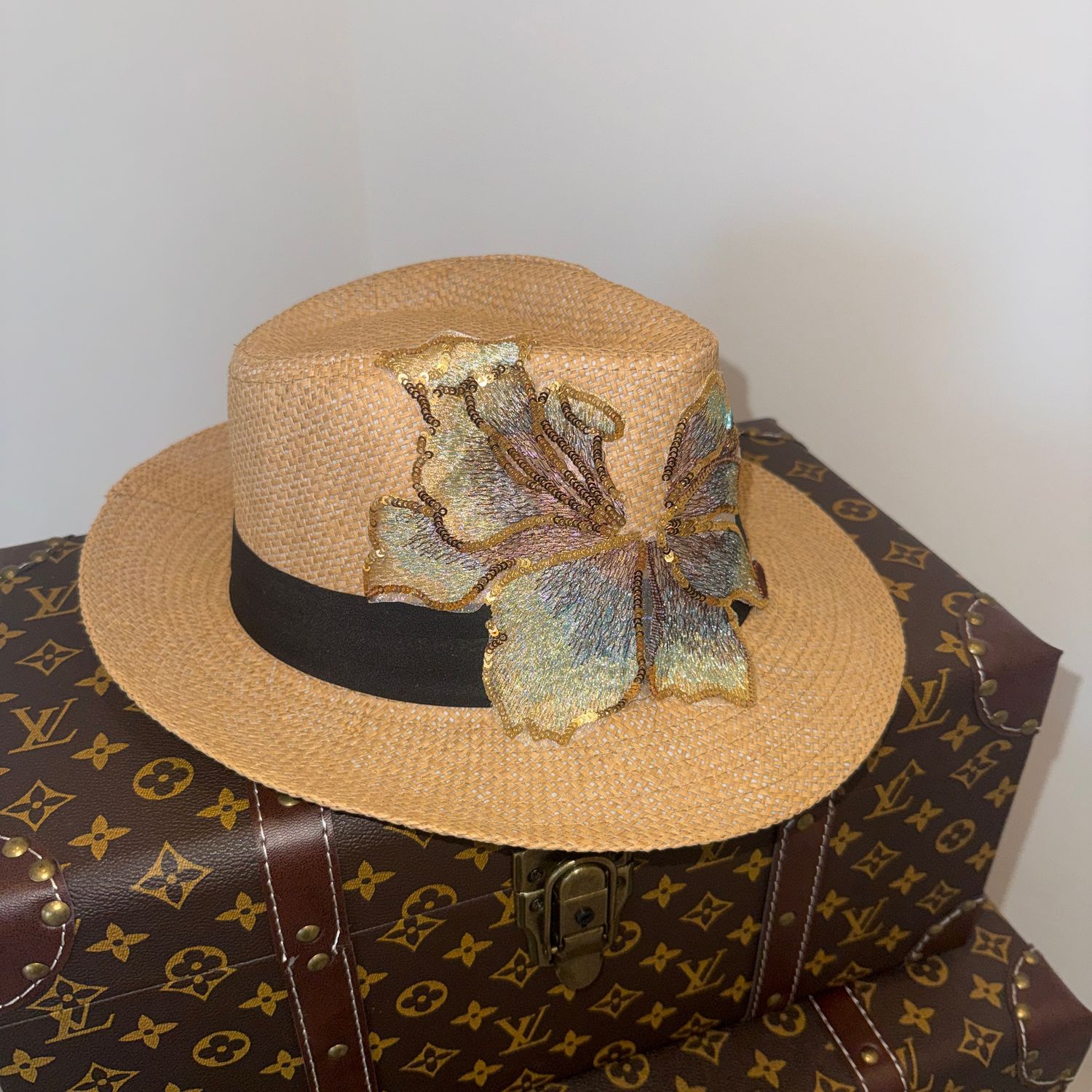 Flower Fedora (tan)