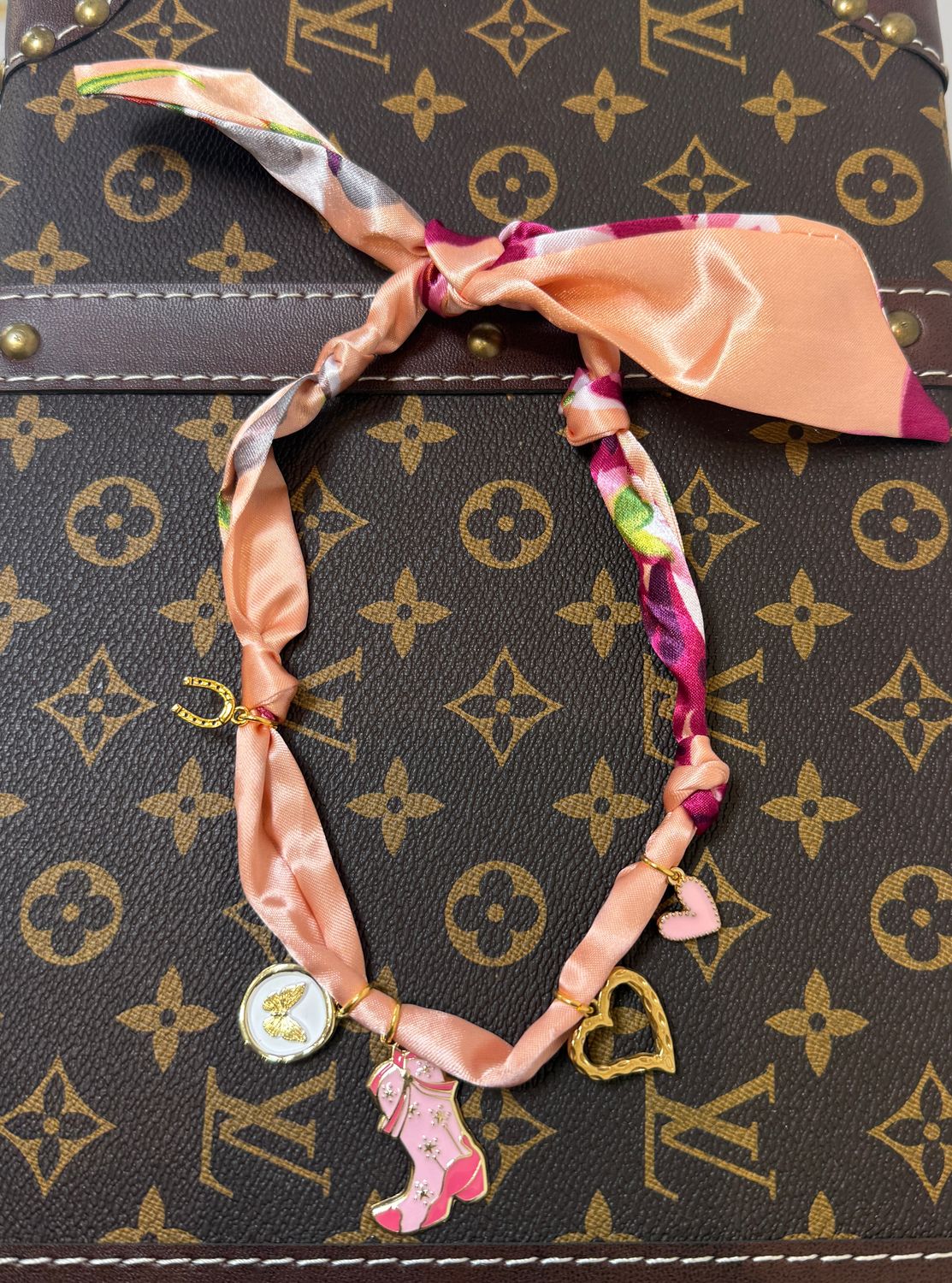 Tie Neck Necklace ( nude )