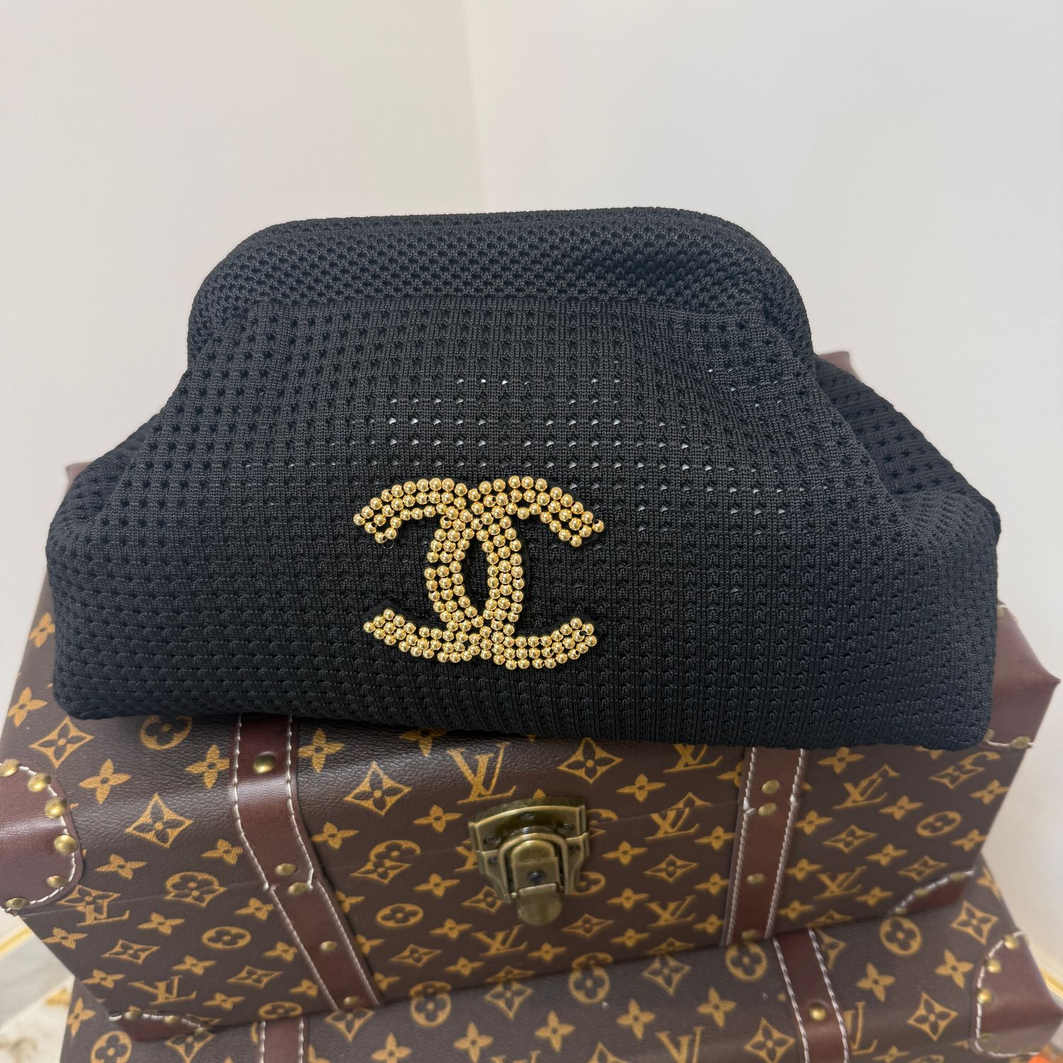 Black Clutch