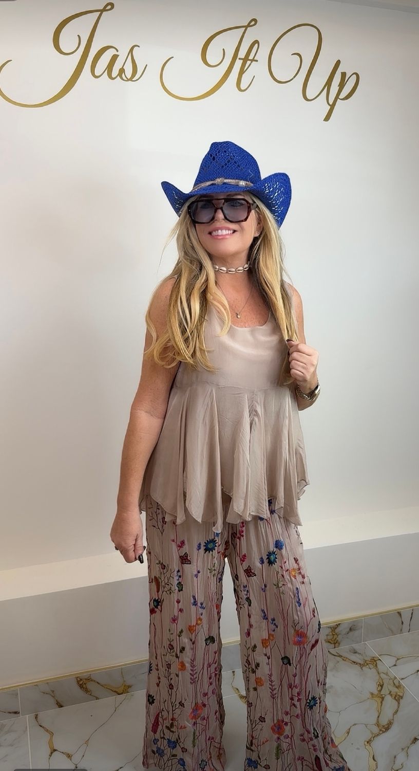 Embroidery Set (beige/pink)