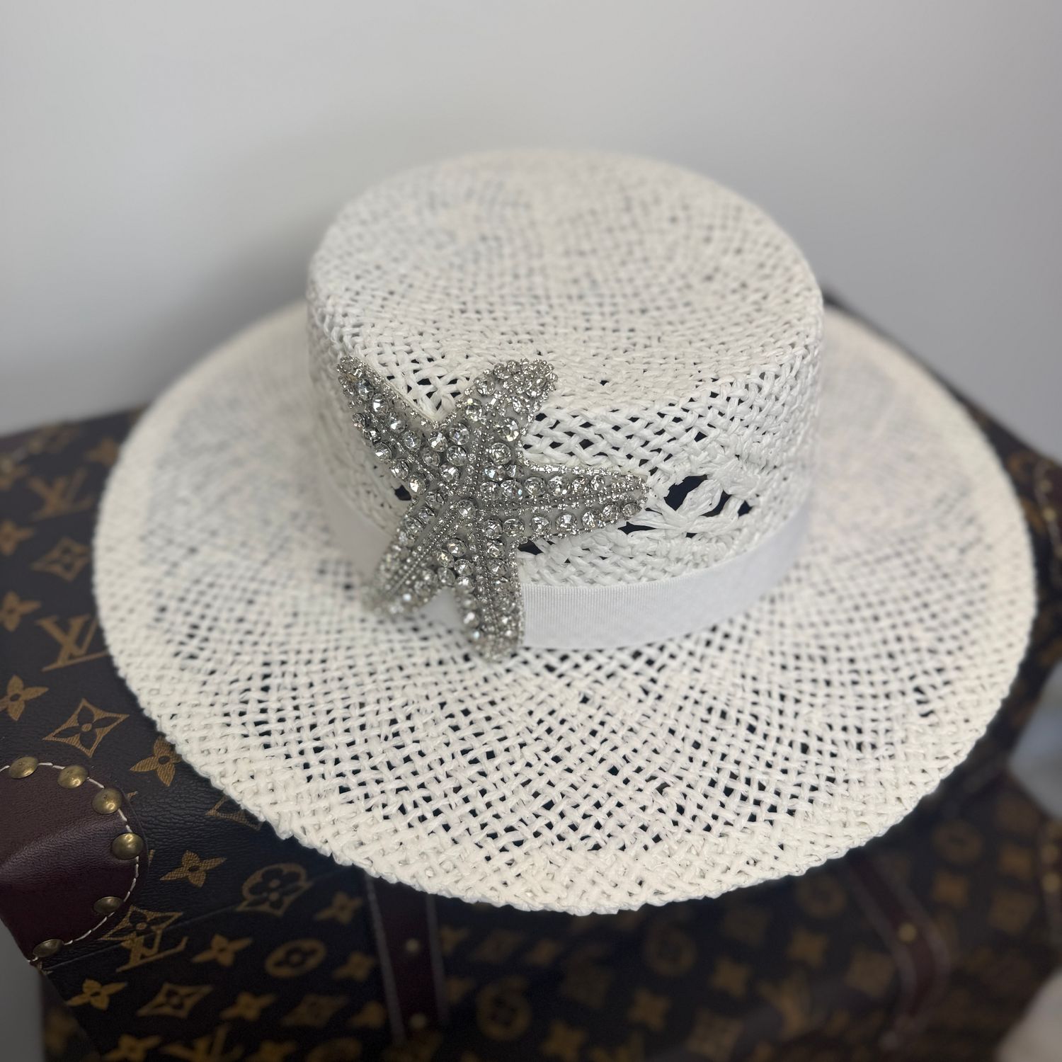 Starfish Boater ( white)