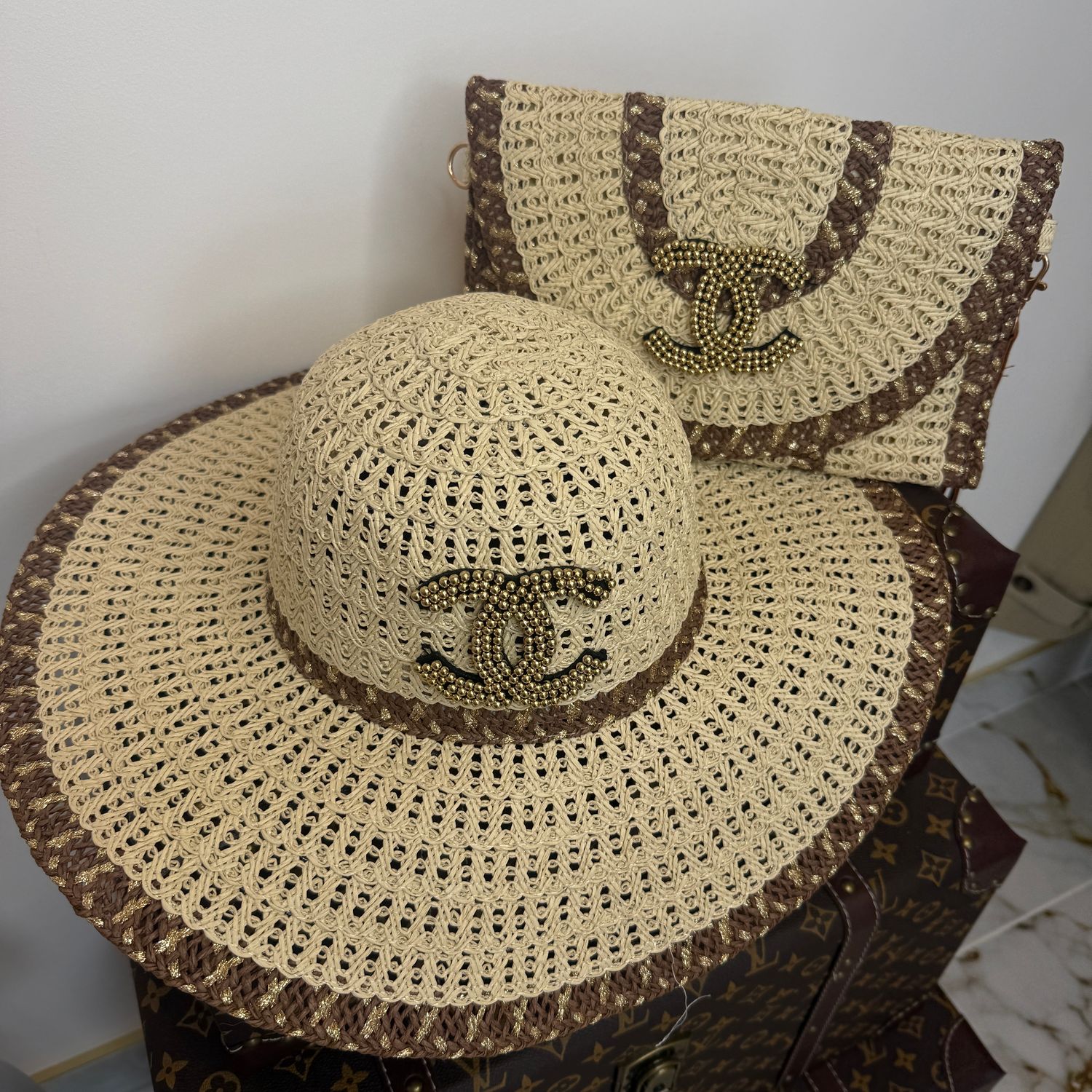 Hat &amp; Clutch Set ( beige &amp; brown)