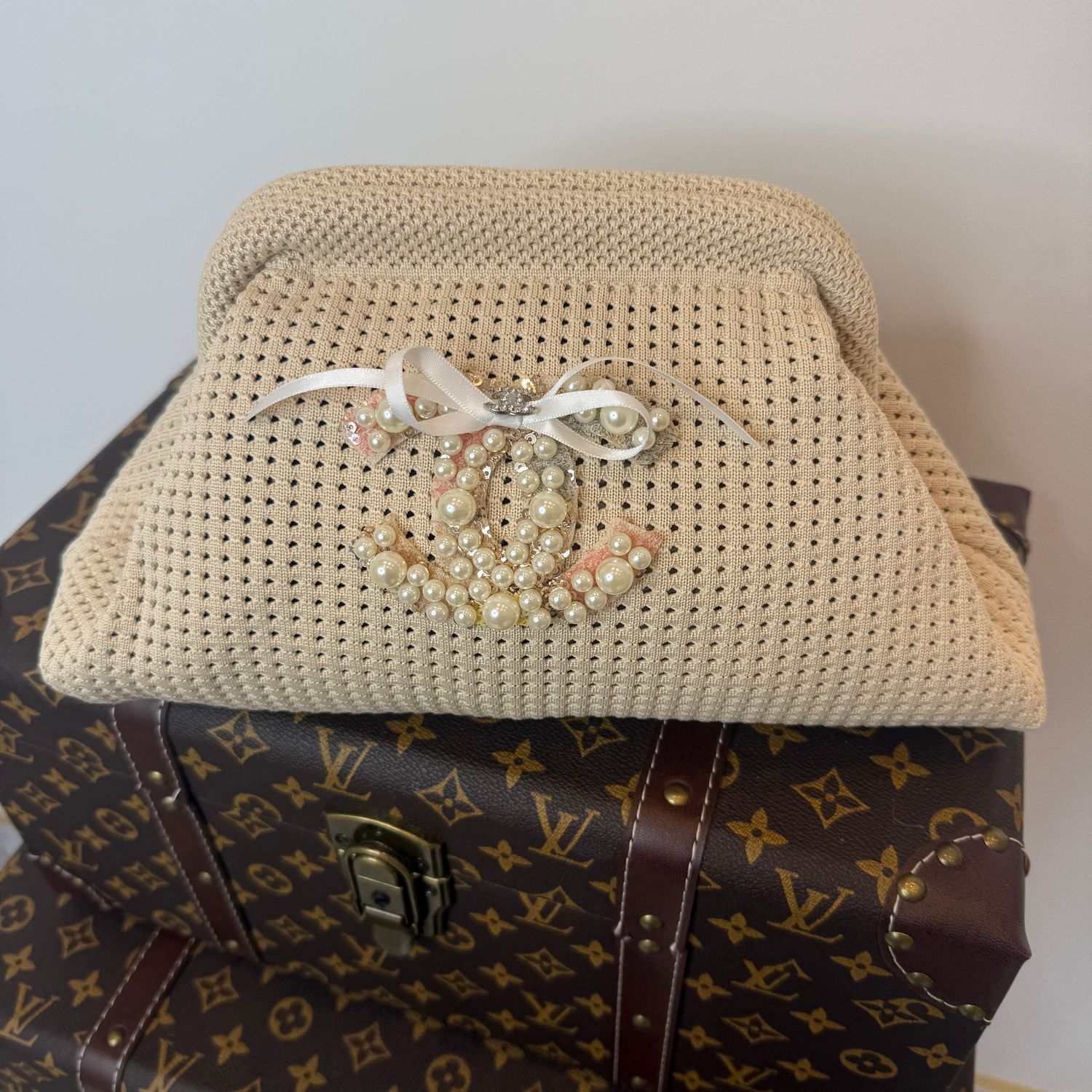 Cream C Clutch