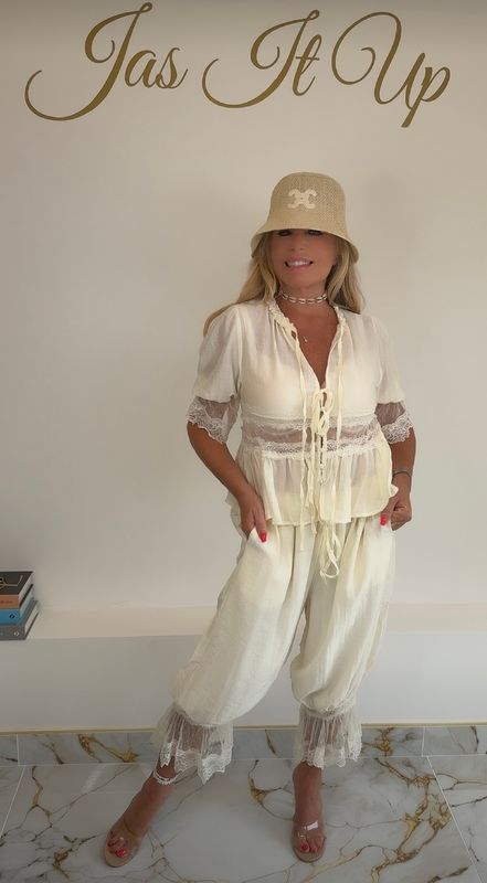 Cream Lace Set