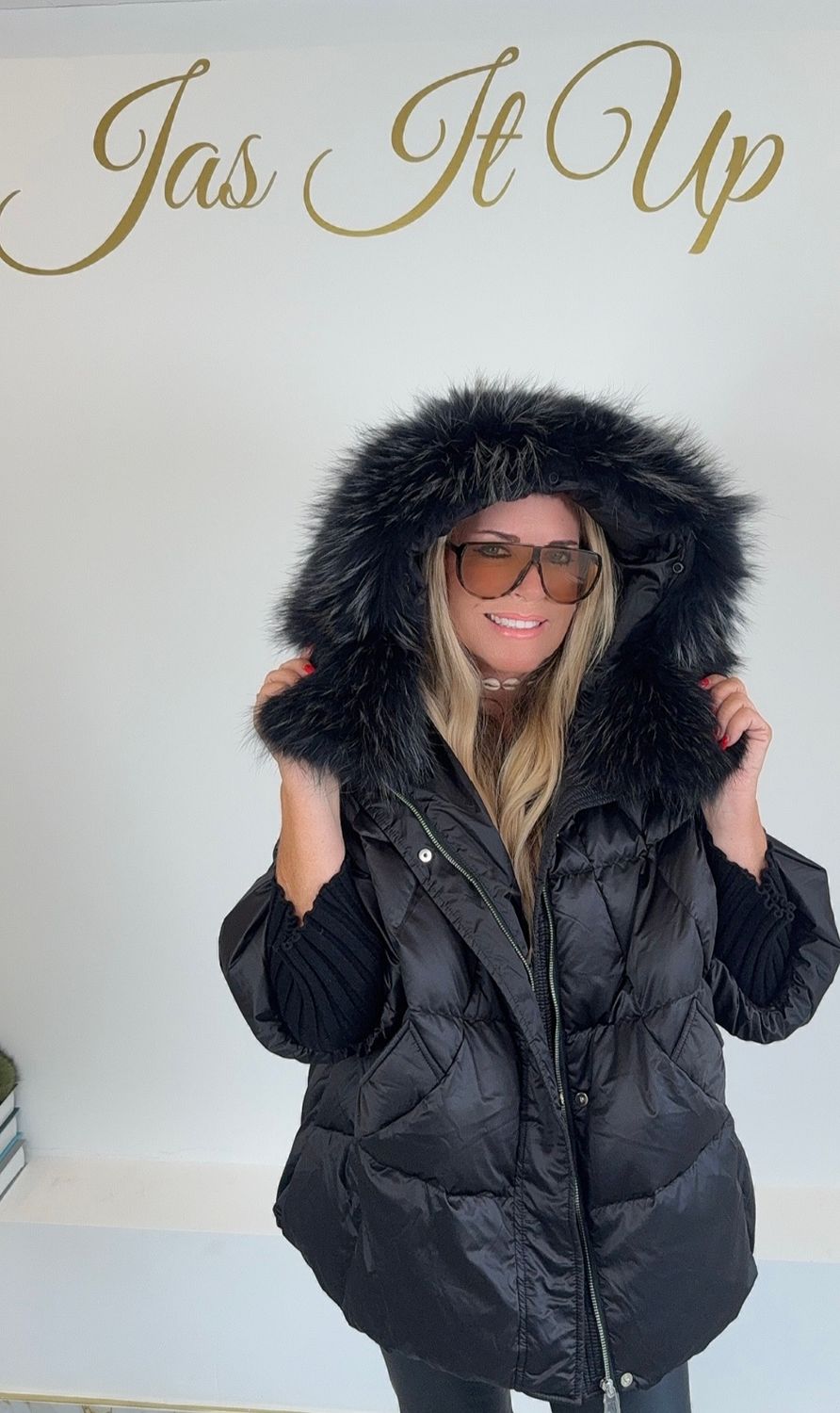 Down Puffer Jacket ( black)