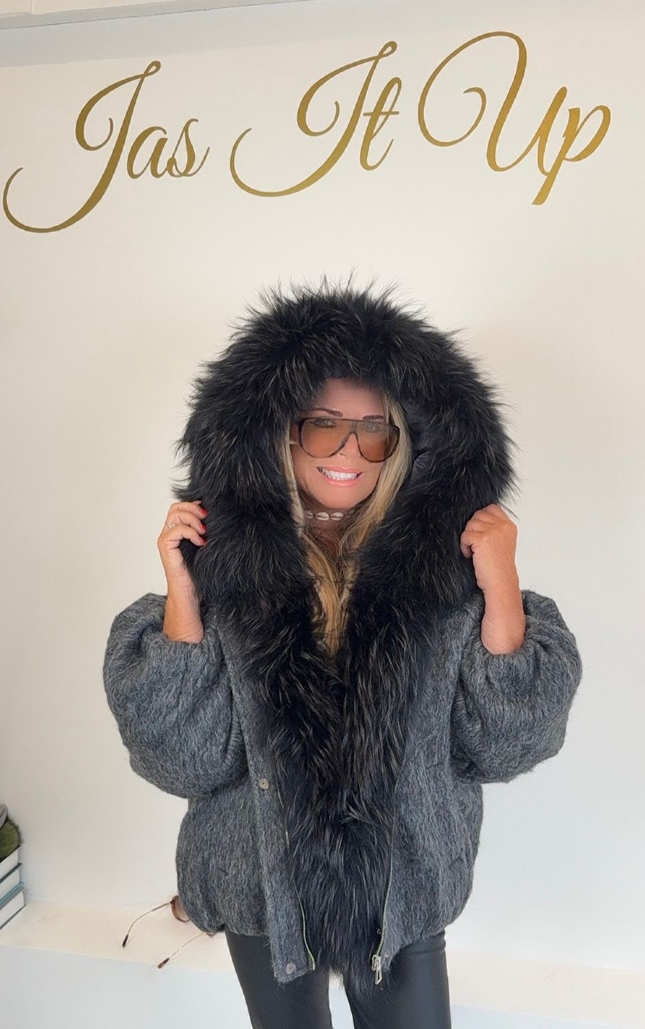 Wool &amp; Down Oversized Jacket ( black )