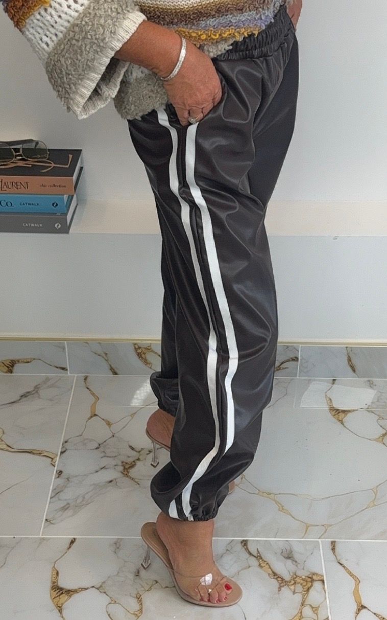 Stripped Jogger ( brown)