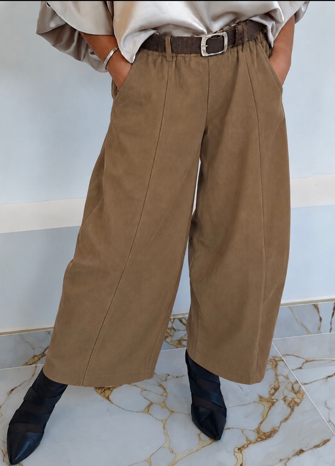 Barrel Trouser ( camel )