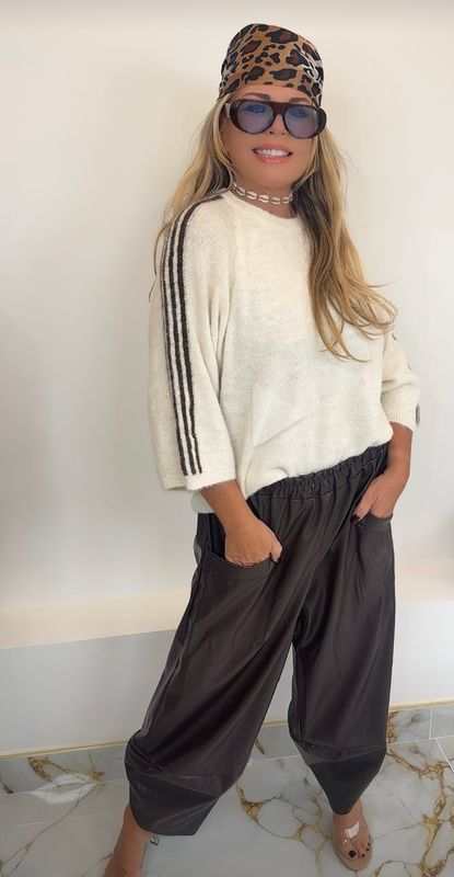 Striped Knit (brown)