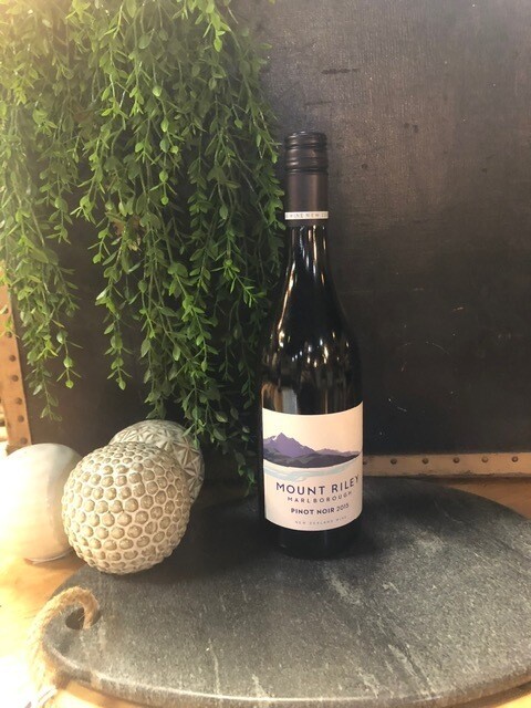 Mt Riley Pinot Noir (750ml) New Zealand
