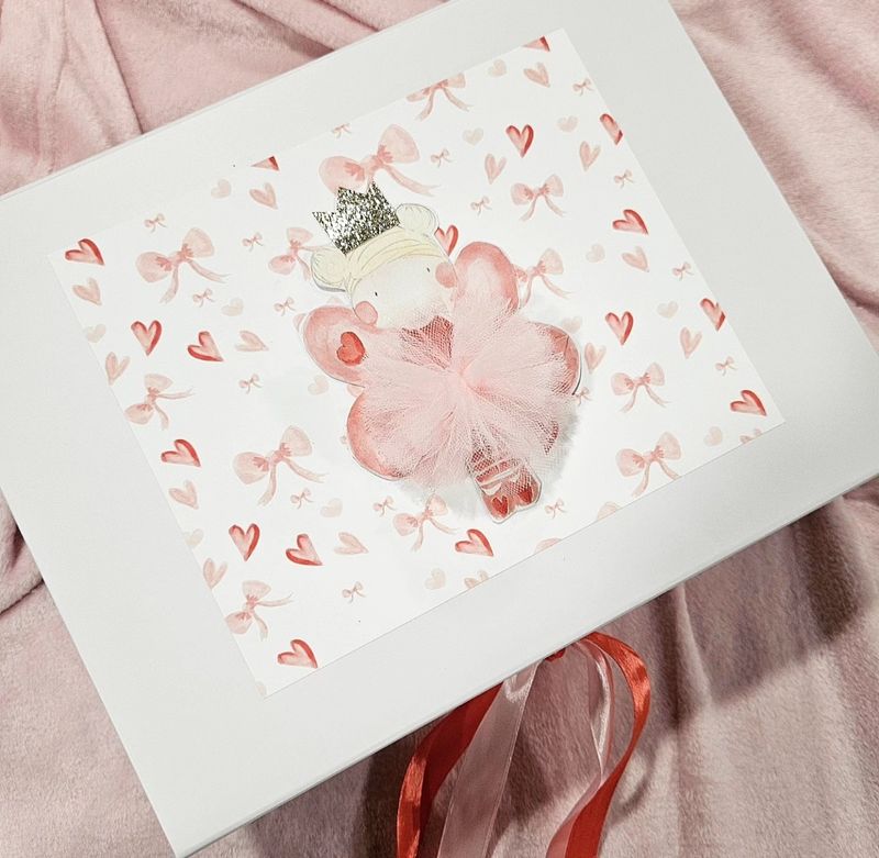 Valentines gift box (empty)