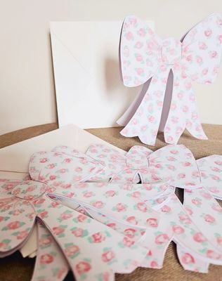 Pack of bow cards