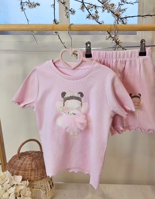 Wildflower shorts and t shirt set