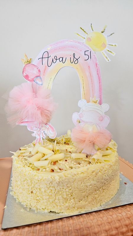 flamingo and fairy cake topper
