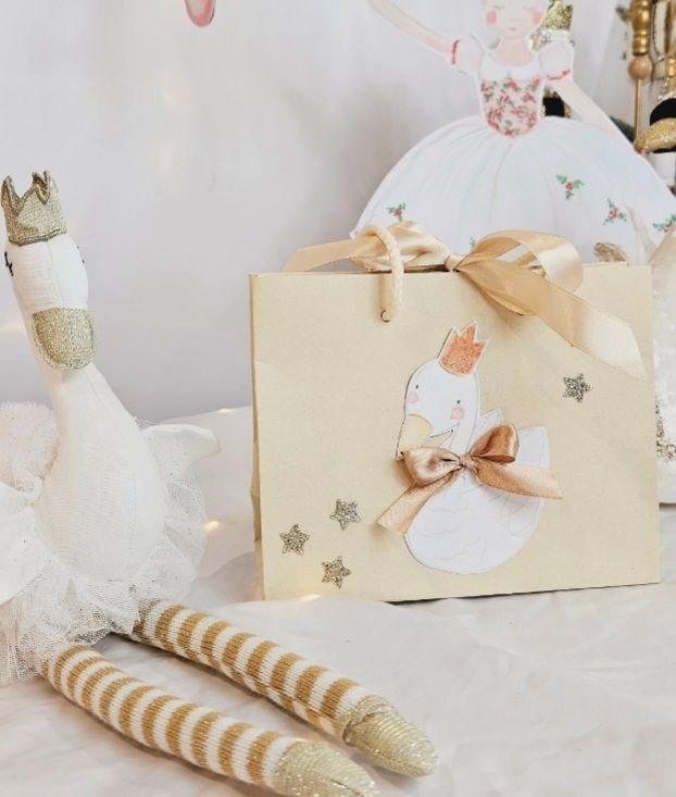 Swan Gift Bag