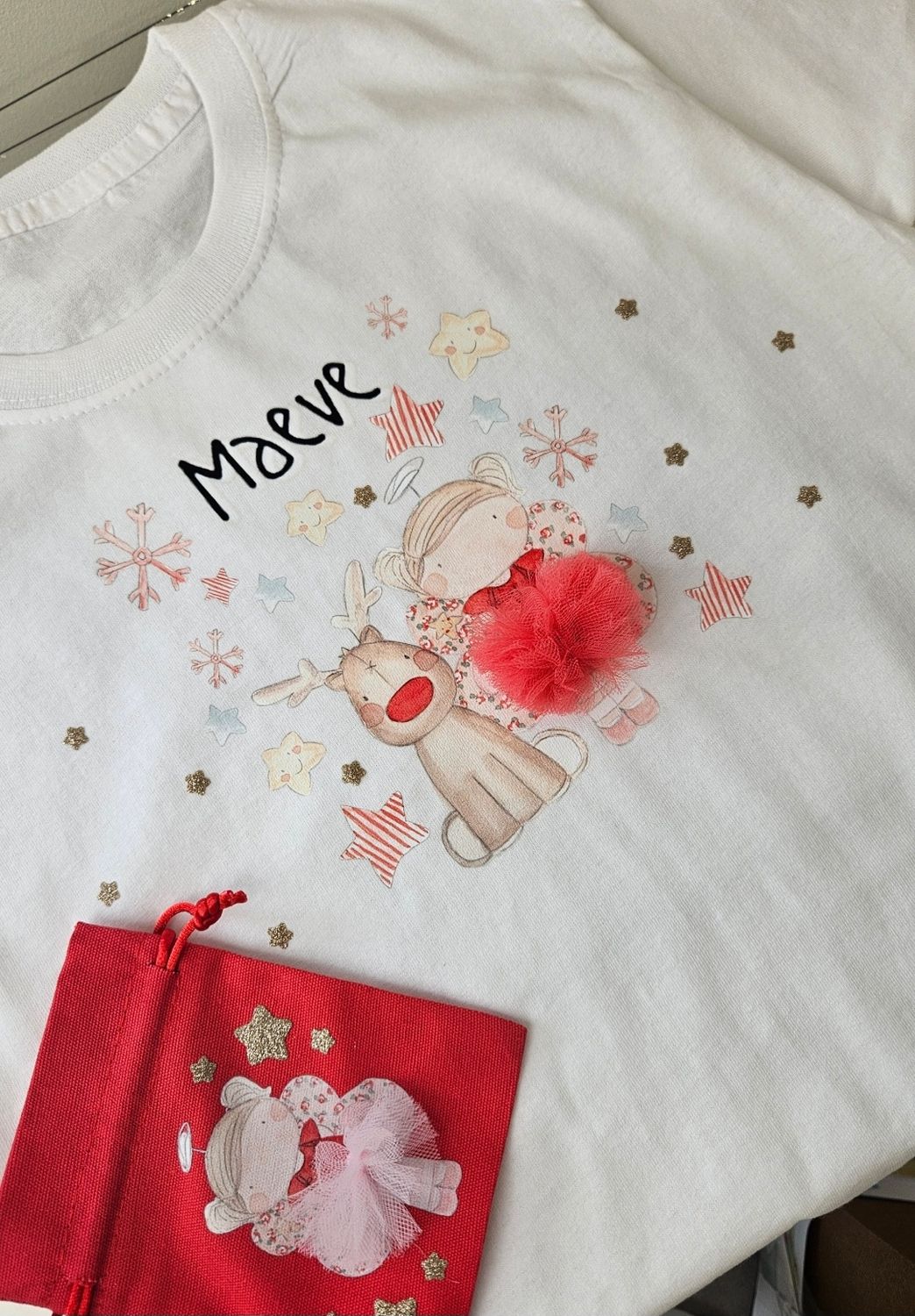 Chistmas t shirt with matching mini pouch Chistmas t shirt with matching mini pouch