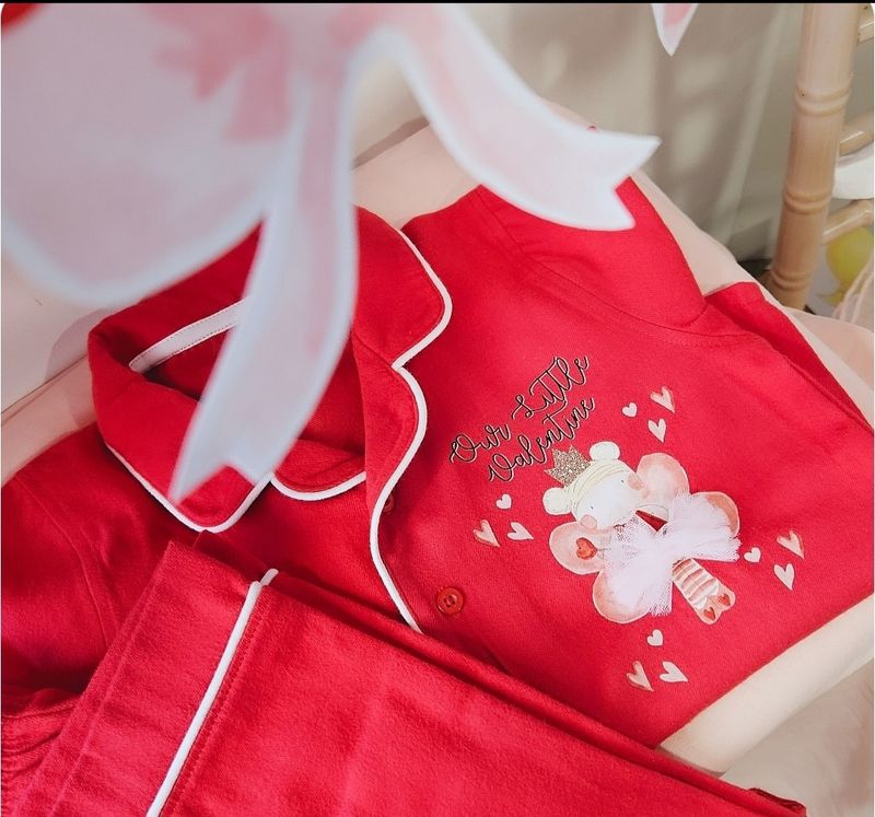 Our little valentine pyjamas 4 to 5 years