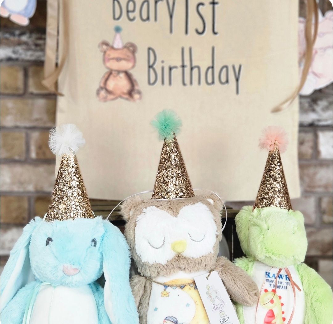 Teddy bear party hat decorations