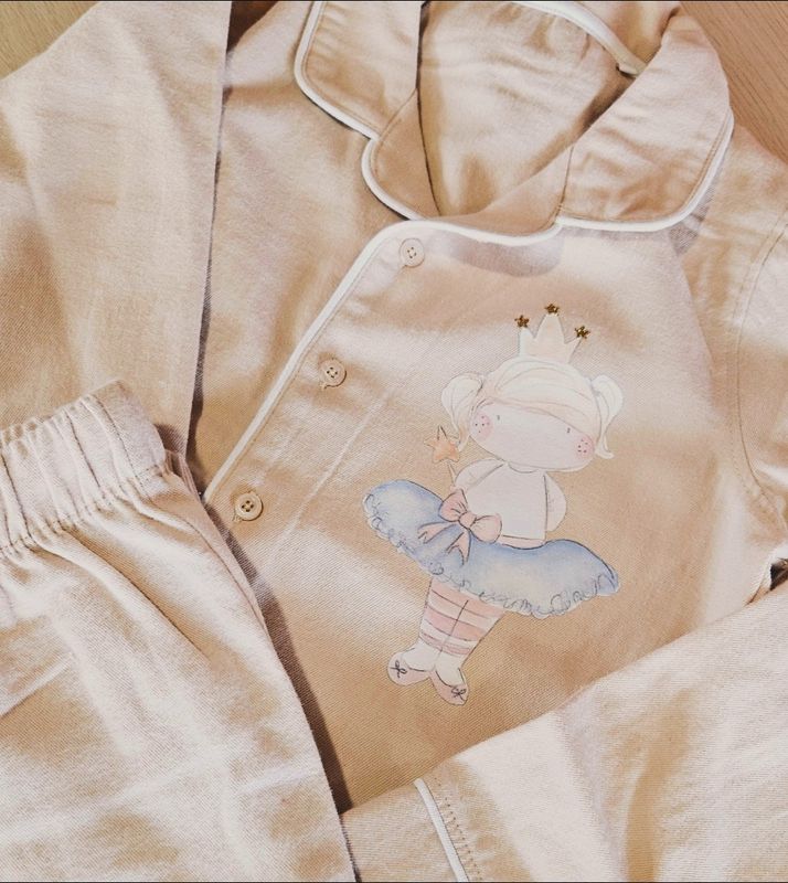 Princess illustration pjs 9 to 10 years
