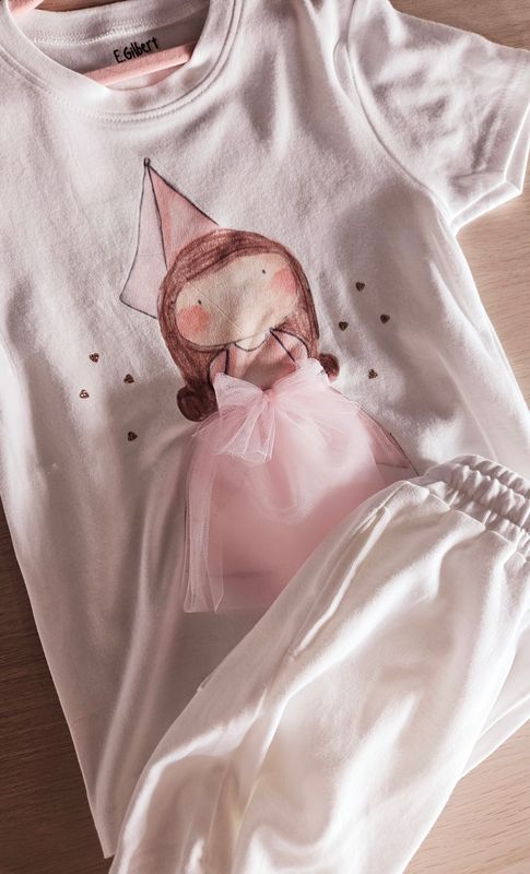 1 to 2 years brunette princess shorts and tshirt set 1 to 2 years brunette princess shorts and tshirt set