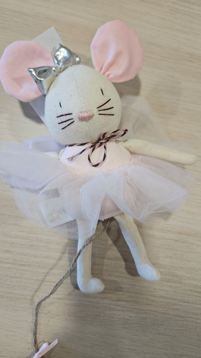 Clara mouse heirloom doll