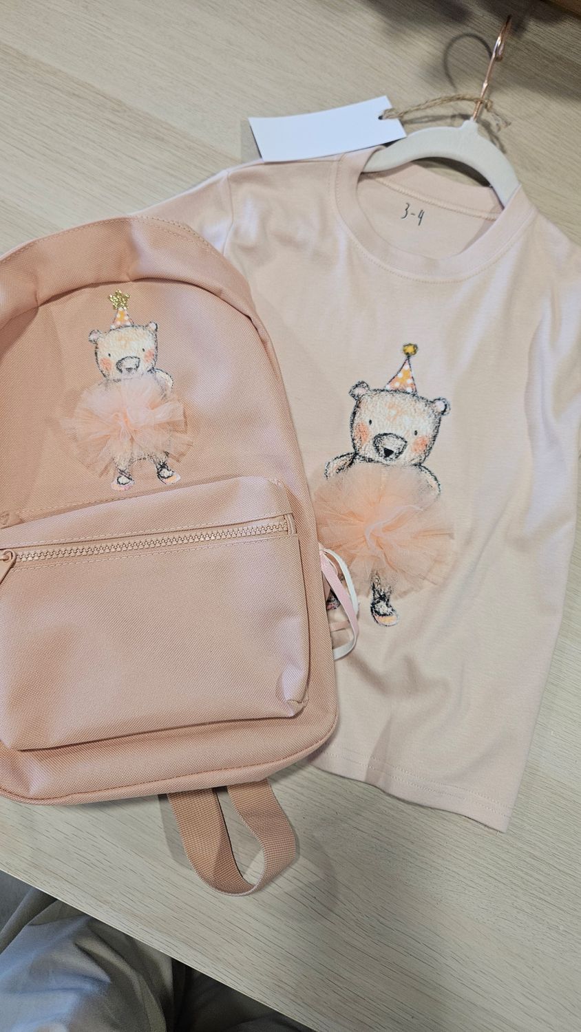 3 ton4 years girls bear tshirt and bear backpack