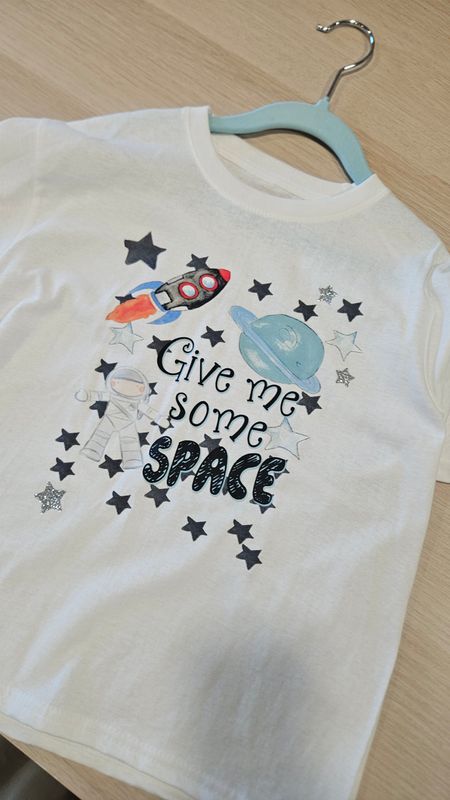 Space 5 to 6 years tshirt Space 5 to 6 years tshirt