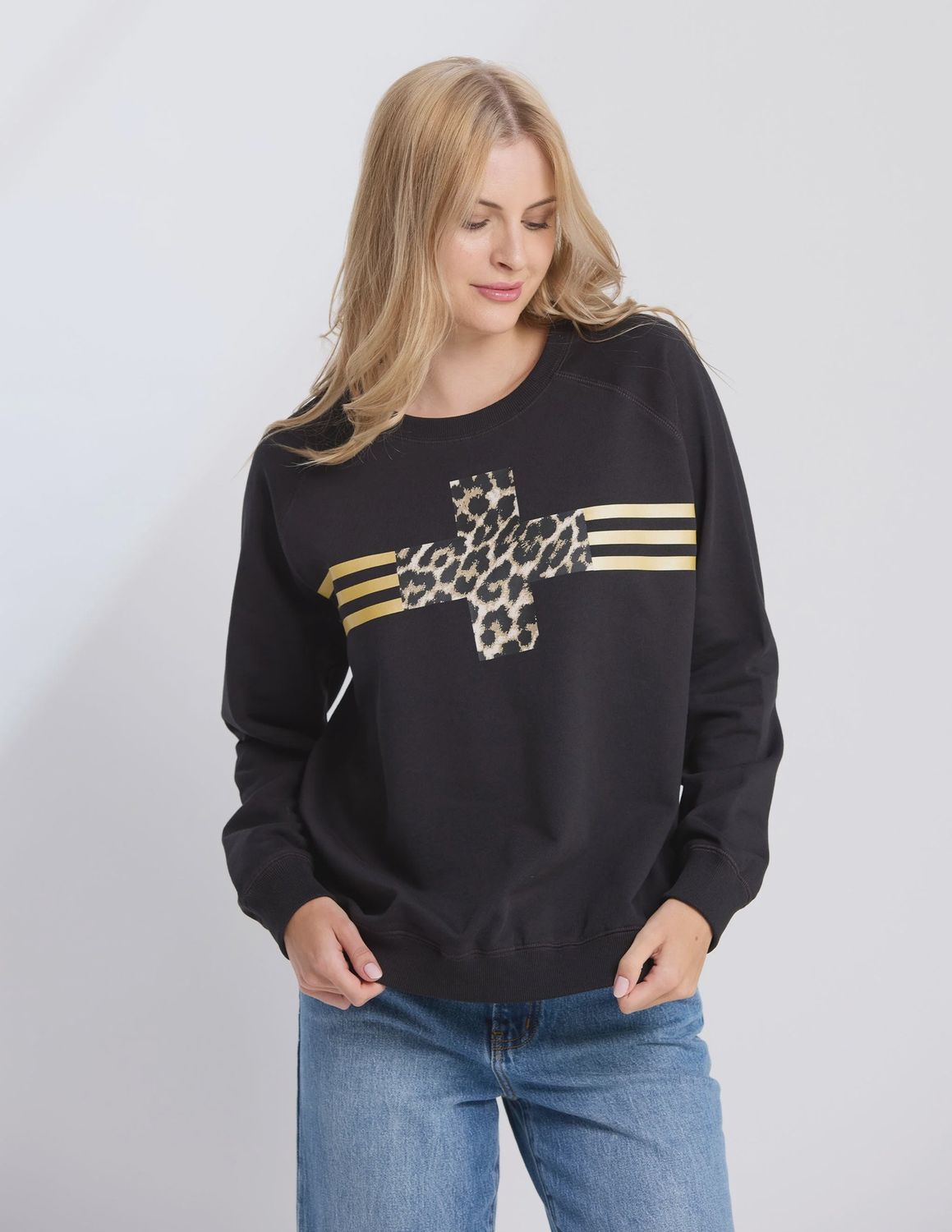 Classic Sweat Black Star Crossed