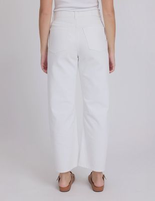 Carson Barrel Jean - White