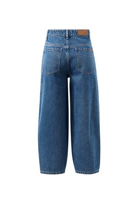 Maggie Tapered Barrel Jean
