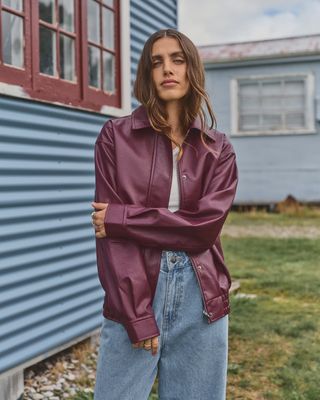 Nina Bomber