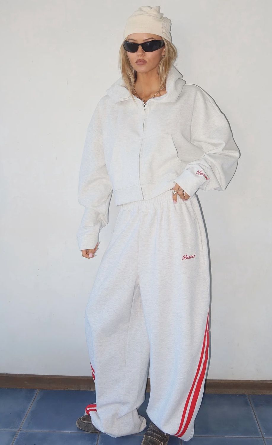 Barrel Trackpant -Grey/Red, Colour: Grey/Red, Size: XS/S