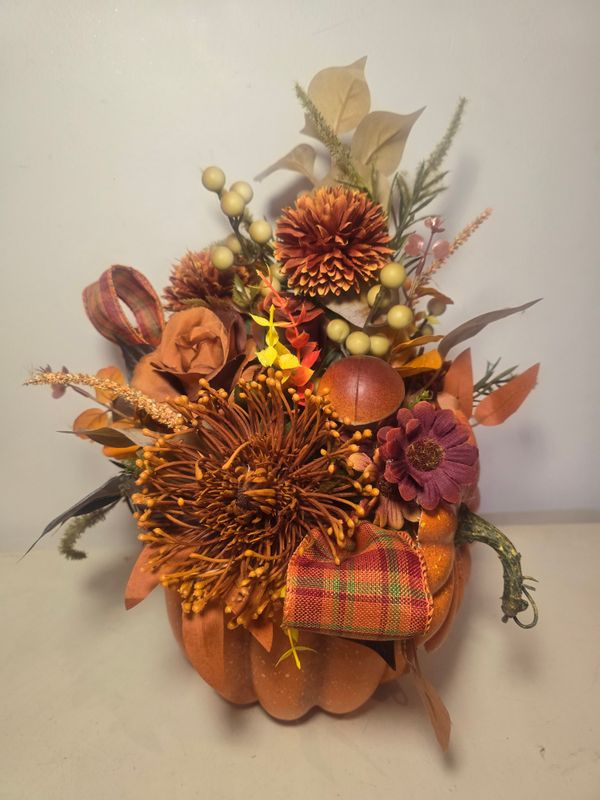 Autumn Pumpkin Arrangement