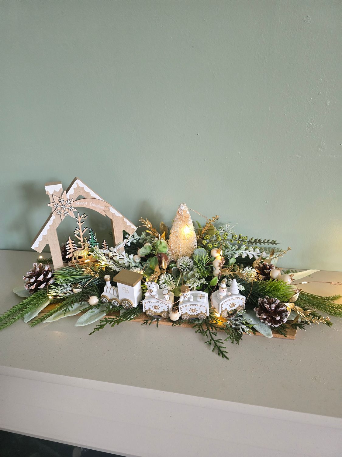 Christmas House & Train Centrepiece