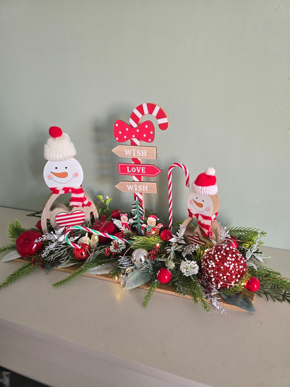 Candy Cane & Snowman Centrepiece