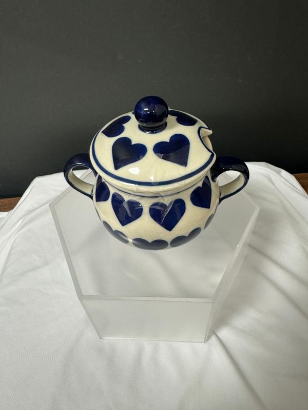 3.5" round sugar bowl (whole hearted)