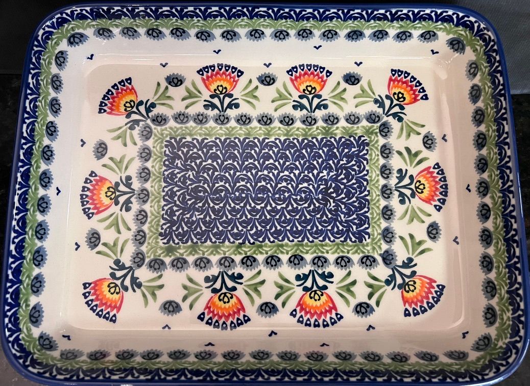 9in x 11in shallow baker rectangular (floral fans)