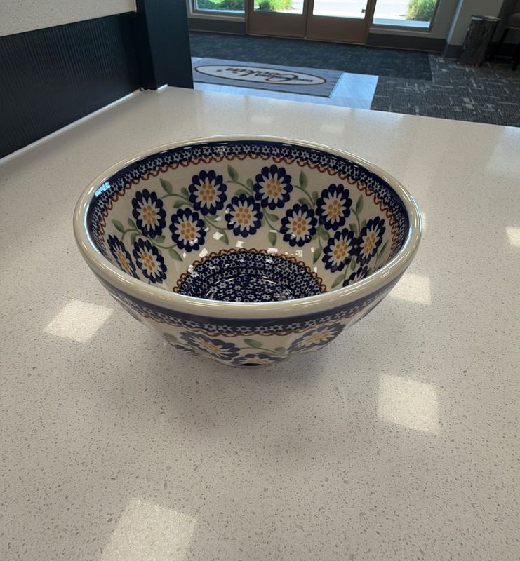 5.5" fancy round bowl (mums the word)