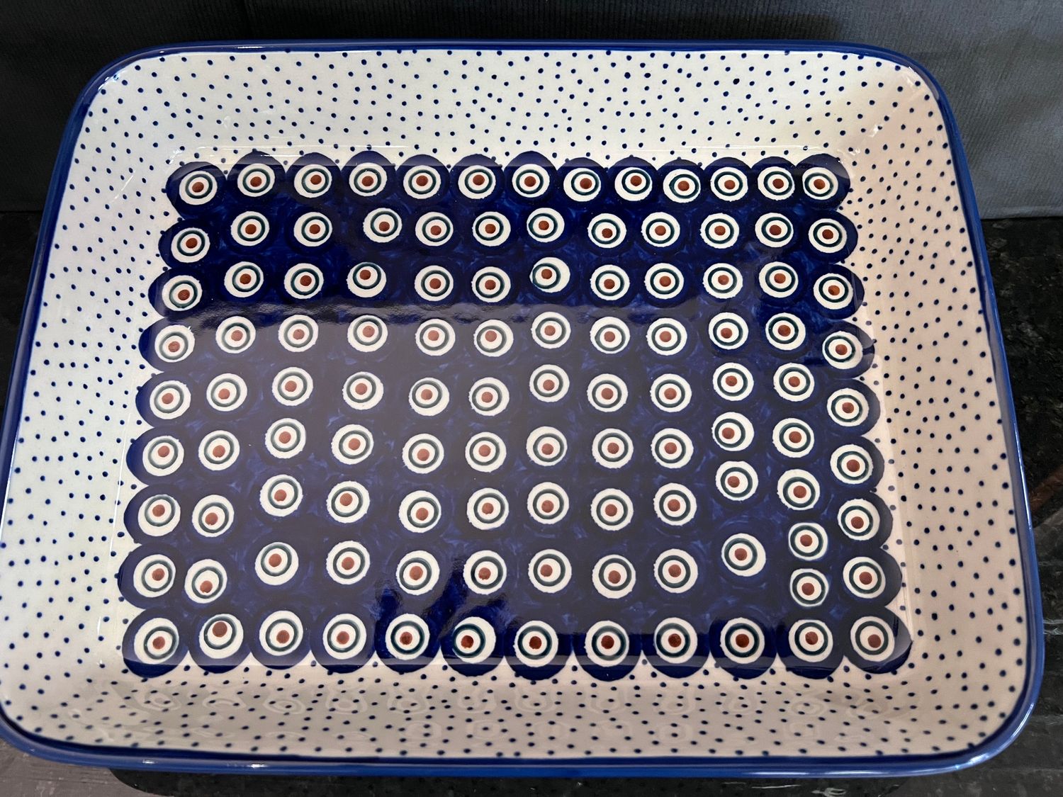 9in x 11in shallow baker rectangular (Peacock Dot)