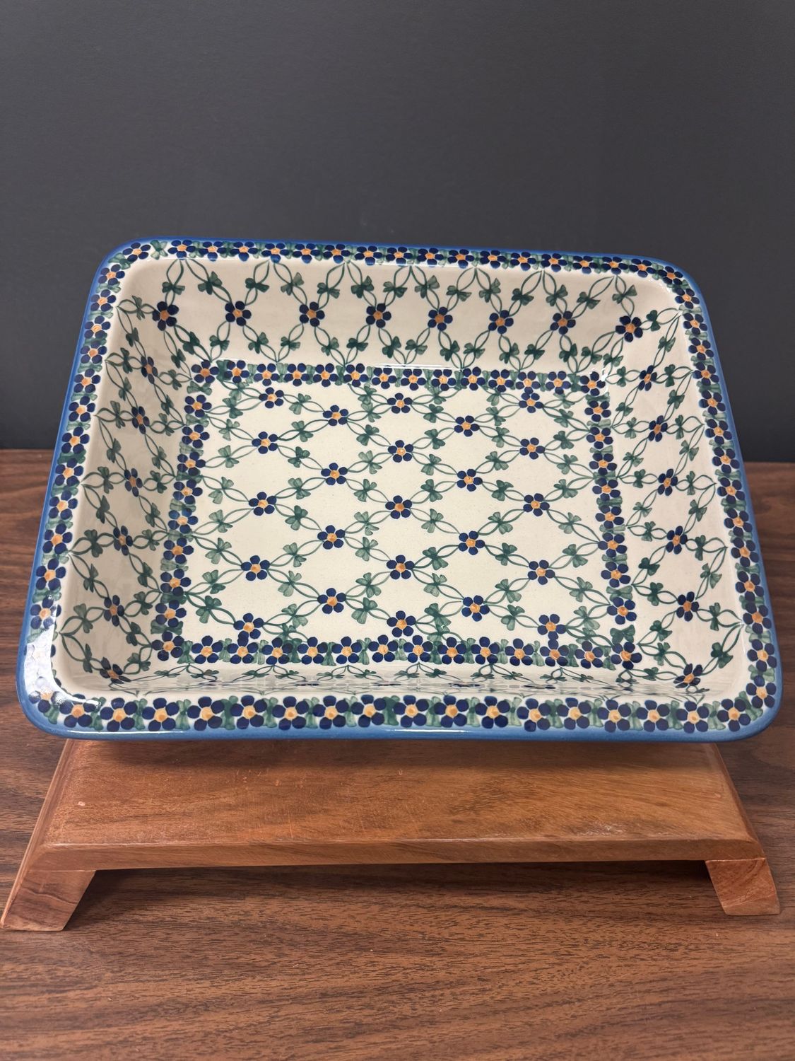 10.25in x 12.5in Rectangular Baking Dish (Blue Lattice)