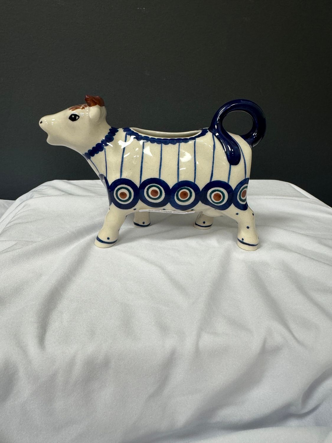 4oz cow creamer (peacock in line)