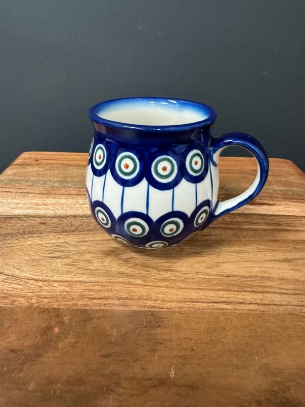 8oz small belly mug (peacock in line)