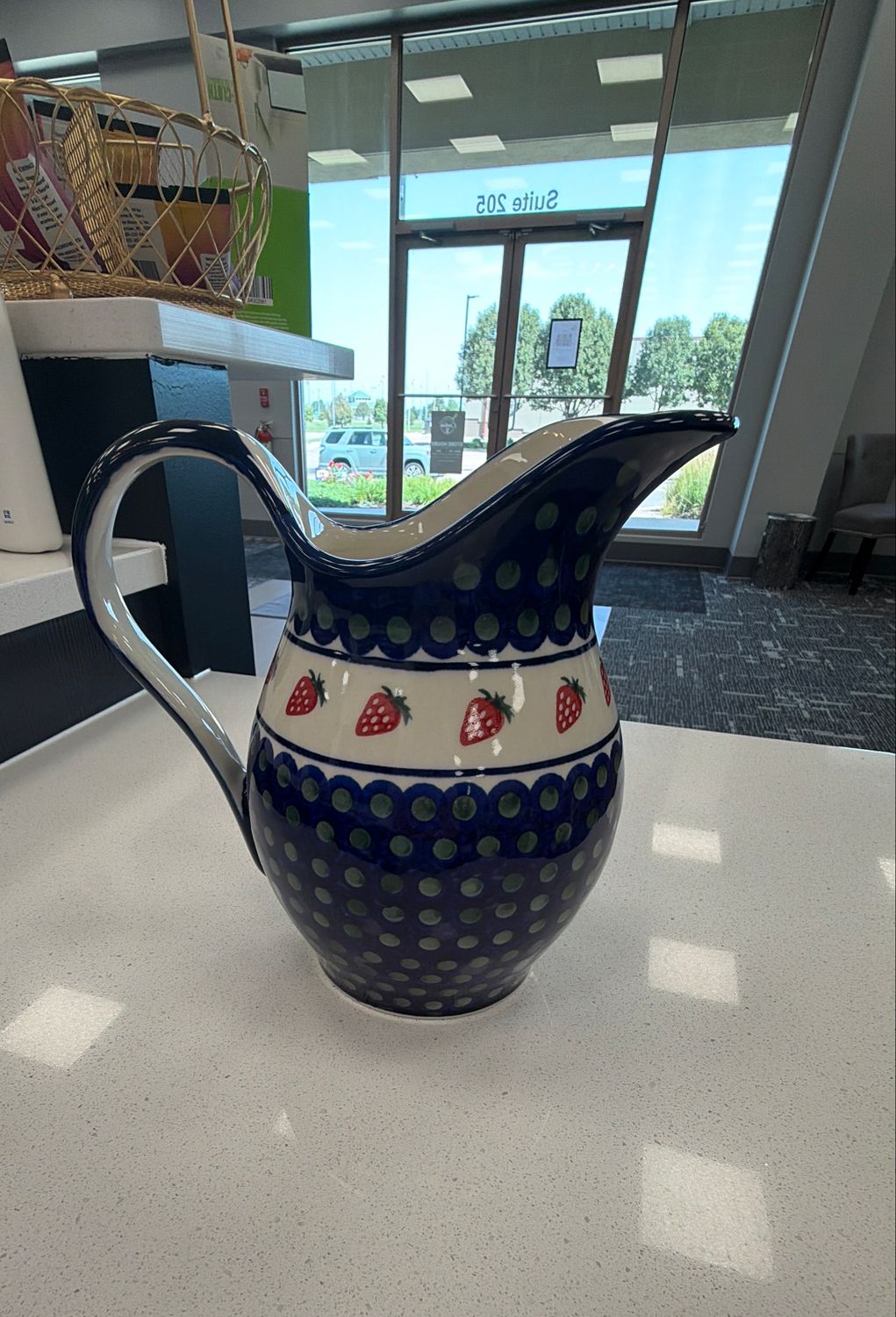1L fancy pitcher (straw dot)