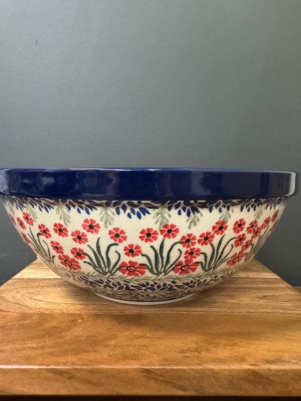 11" Round bowl (Red Aster)