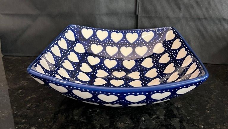 med nut dish (sea of hearts)