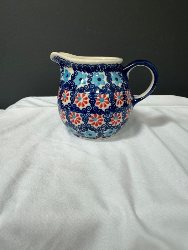 6.5 oz Creamer (Daisy Circle)