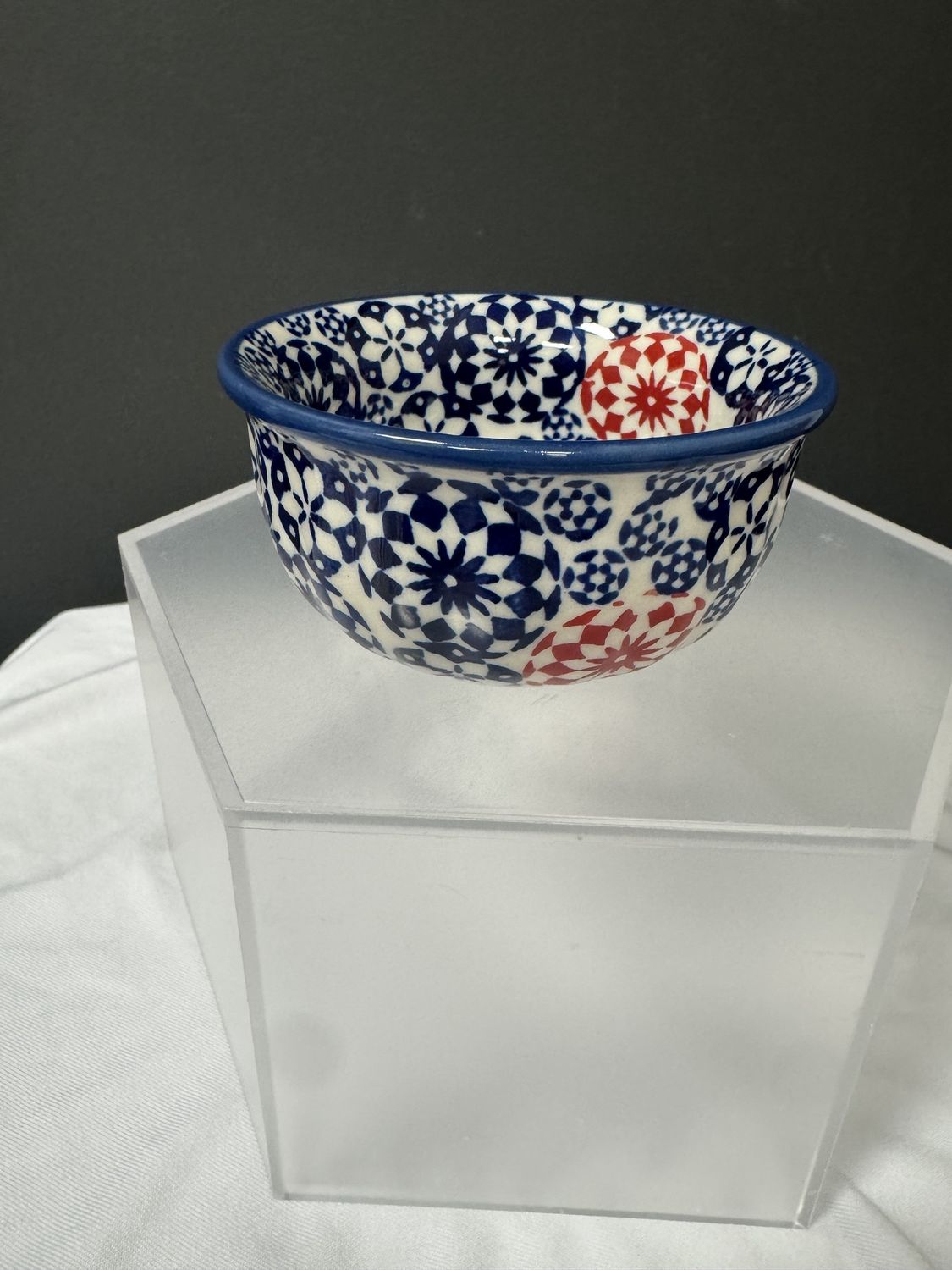 3.5" round bowl (one of a kind)