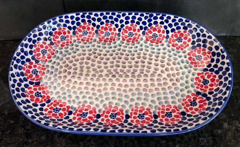 7x11" oval roaster (falling petals)
