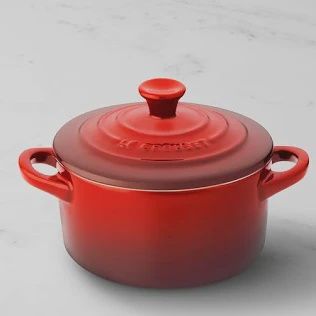 Classic Round mini cocotte 8oz (Cerise)